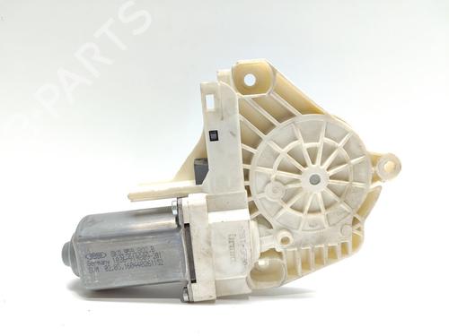 Used Right front window motor AUDI Q3 (8UB, 8UG) [2011-2020]  17019094