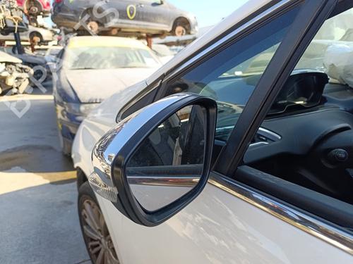 Used Left mirror PEUGEOT 208 I (CA_, CC_) [2012-2021]  27582996