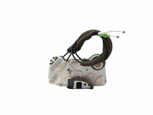 front-right-lock-toyota-c-hr-_x1_-2016-36158964 main image