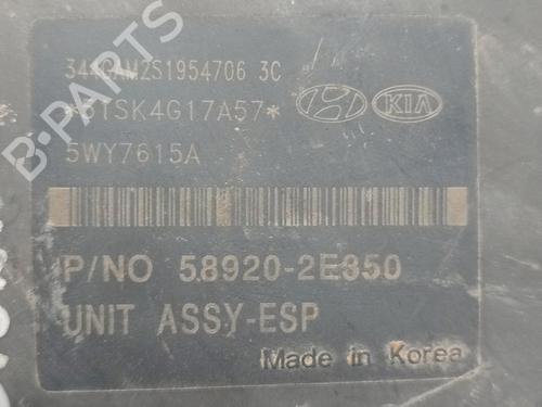 ABS pump KIA SPORTAGE II (JE_, KM_) 2.0 CRDi 4WD | BP21834377M43