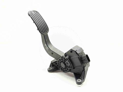 pedal-toyota-c-hr-_x1_-2016-36160182 main image