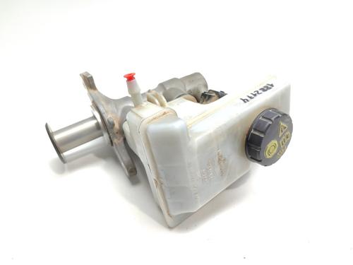 Used Brake master cylinder VW GOLF VII (5G1, BQ1, BE1, BE2) [2012-2021]  17049937