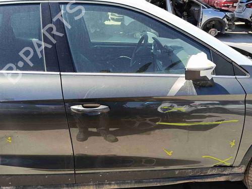 right-front-door-seat-arona-kj7-kjp-2017-36259244 main image