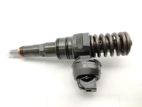 Used Injector VW TOUAREG (7LA, 7L6, 7L7) 2.5 R5 TDI (174 hp) 16511139