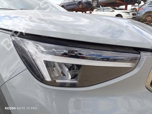 Used Right headlight VOLVO XC40 (536) [2017-2025]  29532787