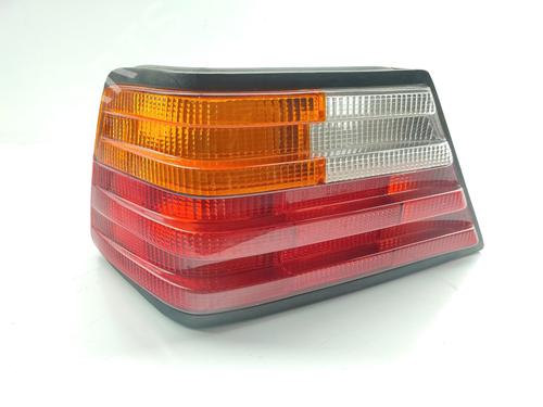 Used Left taillight MERCEDES-BENZ 124 Saloon (W124) 300 D (124.130) (110 hp) 16518431
