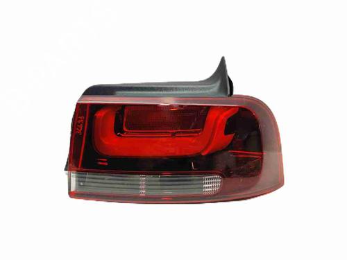 right-taillight-citroen-c4-cactus-2014-40010155 main image