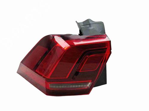 Achterlicht links Achterlicht links VW TIGUAN (AD1, AX1) 2.0 TDI (150 hp) 37294167 37294167