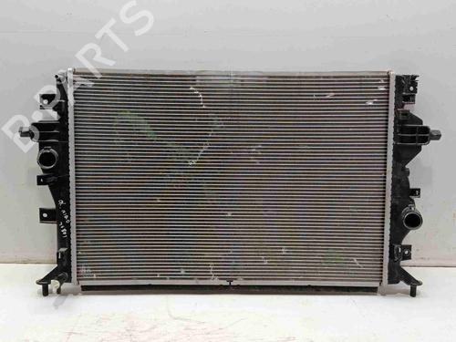 Used Water radiator Water radiator 37491536 37491536