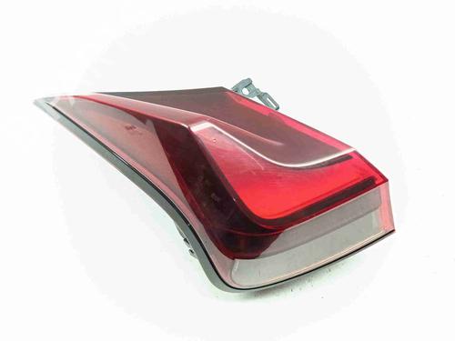 left-taillight-lexus-ux-_aa1_-_ah1_-_ma1_-2018-36362857 main image