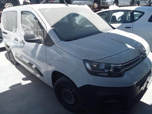 Engine control unit (ECU) CITROËN BERLINGO (ER_, EC_) 1.5 BlueHDi 100 | BP32322413M57 