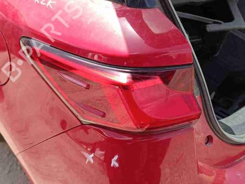 left-taillight-lexus-ct-zwa10_-2010-40299278 main image