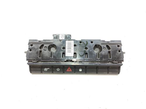 Used Warning switch RENAULT CAPTUR II (HF_) [2020-2025]  19665310