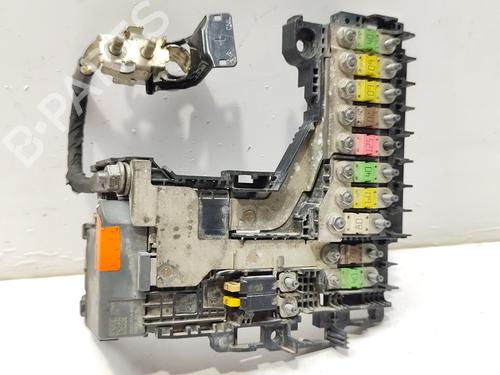 Used Fuse box PEUGEOT 5008 (0U_, 0E_) 1.6 HDi (114 hp) 25793357