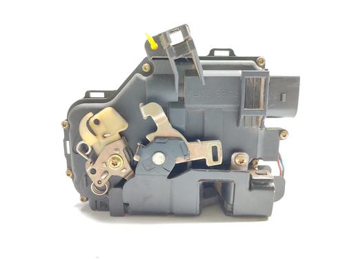 Front left lock AUDI A4 B6 (8E2) 1.9 TDI | BP16824024C98 