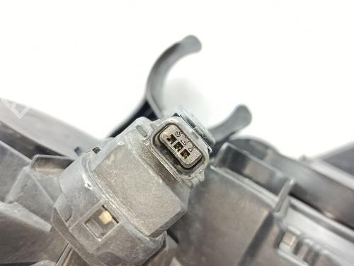 Right headlight PEUGEOT 3008 I MPV (0U_) 1.6 HDi | BP31854800C29