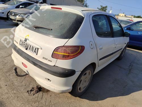 Right mirror PEUGEOT 206 Hatchback (2A/C) 1.4 HDi eco 70 | BP19652210C27 