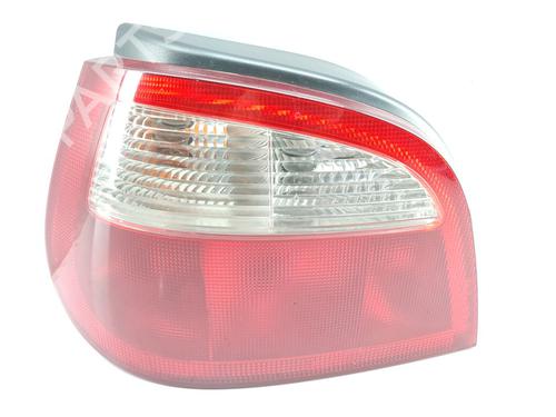 Feu arrière gauche RENAULT MEGANE I (BA0/1_) 1.4 16V (BA0D, BA1H, BA0W, BA10) (95 hp) 16513780