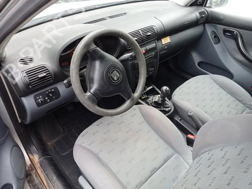 Right mirror SEAT LEON (1M1) 1.6 16 V | BP19652138C27 