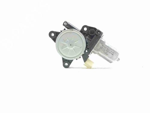 right-front-window-motor-kia-carens-iv-2013-36158996 main image