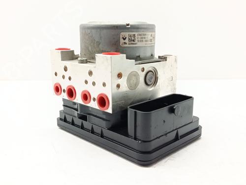 Used ABS pump RENAULT MEGANE IV Hatchback (B9A/M/N_) [2015-2026]  31572024