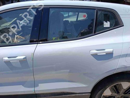 Used Left rear door Left rear door 37027333 37027333