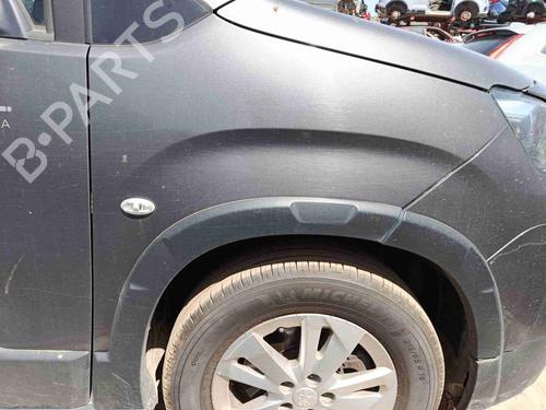 Used Right front fenders Right front fenders 36780343 36780343