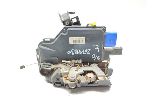 Used Front right lock VW TOUAREG (7LA, 7L6, 7L7) 2.5 R5 TDI (174 hp) 16814983