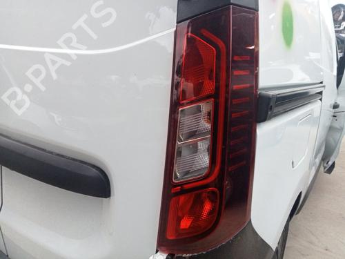 Used Right taillight RENAULT EXPRESS Box Body/MPV [2021-2025]  30974661