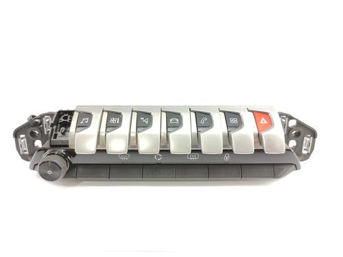 Used Switch PEUGEOT 3008 II SUV (MC_, MR_, MJ_, M4_) 1.2 THP/ PureTech 130 (MRHNSM, MRHNSU, MRHNSJ, MRHNYW,... (131 hp) 16508411