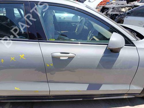 right-front-door-volvo-v60-ii-cross-country-227-2018-37407921 main image