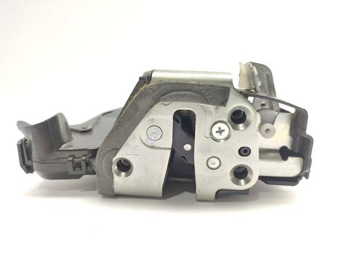 Front right lock TOYOTA AURIS (_E15_) 1.4 D-4D (NDE150_, NDE150R) | BP16512216C97 