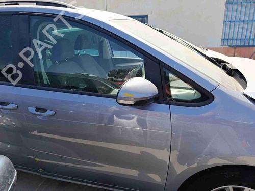Used Right front door Right front door 38093094 38093094