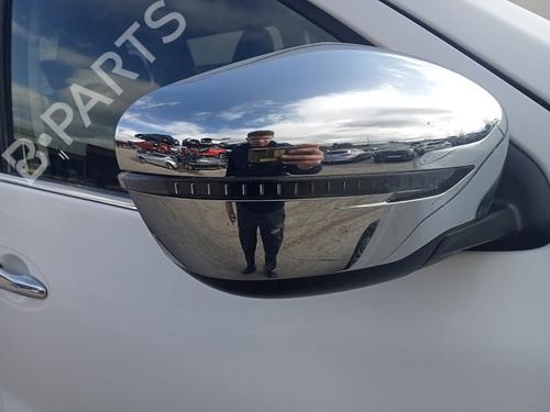 Used Right mirror NISSAN NAVARA NP300 (D40) 2.5 dCi 4WD (D40TT, D40T, D40M, D40BB) (190 hp) 31128719