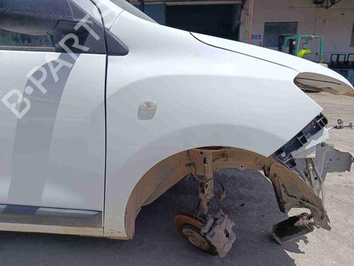 Used Right front fenders Right front fenders 36927932 36927932