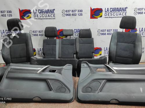 Używane Komplet foteli MITSUBISHI PAJERO IV (V8_W, V9_W) 3.2 DI-D (V88W, V98W) (160 hp) 31339521