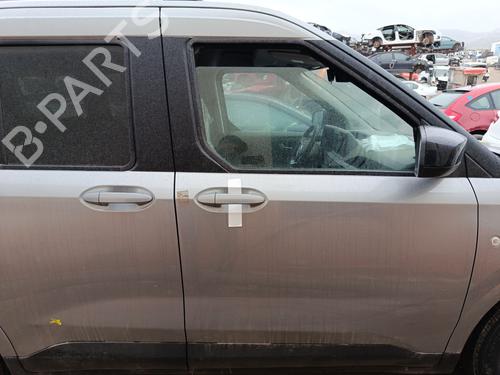 right-front-door-ford-tourneo-courier-b460-mpv-2014-33716494 main image
