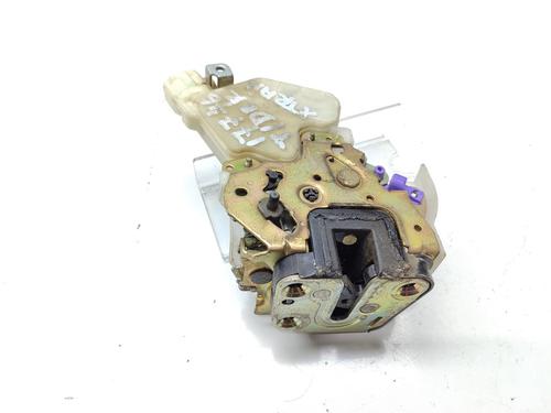 Rear right lock NISSAN X-TRAIL I (T30) 2.2 DCi FWD | BP16866224C99 