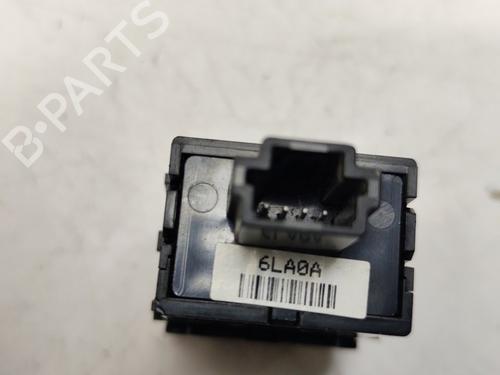 Switch NISSAN JUKE (F16_)  | BP26394783I30
