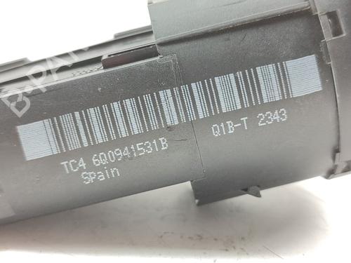 Headlight switch VW POLO IV (9N_, 9A_) 1.2 12V | BP30082863I24