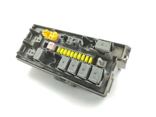 Used Fuse box JEEP GRAND CHEROKEE III (WH, WK) 3.0 CRD 4x4 (218 hp) 16513988
