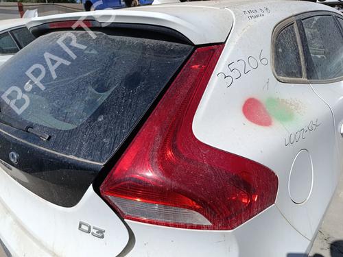 Used Right taillight VOLVO V40 Hatchback (525) D2 (120 hp) 29137987