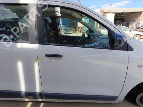 right-front-door-dacia-lodgy-js_-2012-34441476 main image