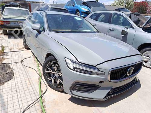 Ricambi VOLVO V60 I Cross Country (157)    4751108