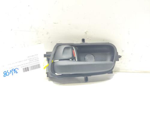 Used Front left interior door handle TOYOTA YARIS (_P21_, _PA1_, _PH1_) [2020-2025]  27272146