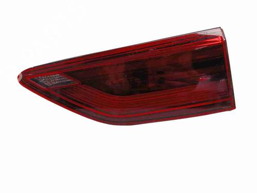 right-tailgate-light-vw-golf-viii-cd1-da1-2019-35725075 main image