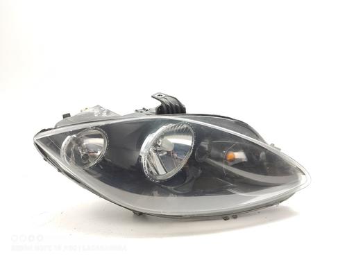 Used Right headlight SEAT LEON (1P1) 1.6 TDI (90 hp) 23223550