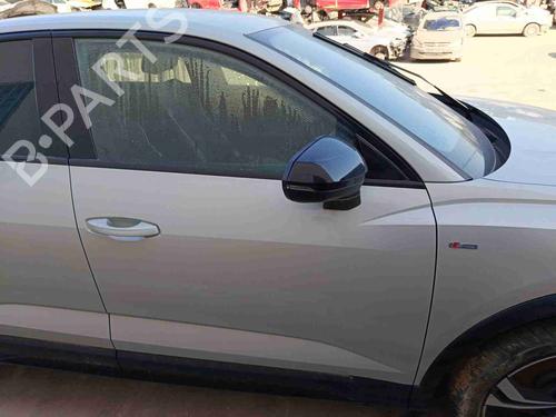 right-front-door-audi-q3-f3b-2018-36353271 main image