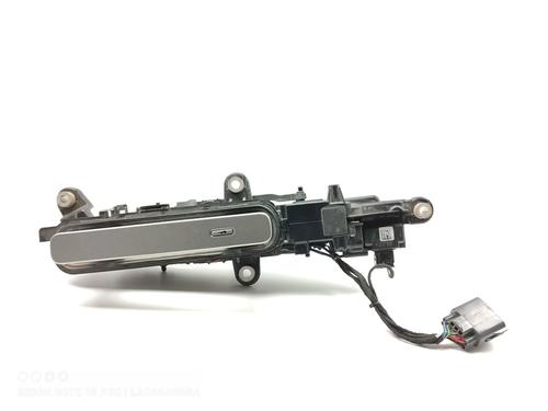 Used Rear right exterior door handle LAND ROVER RANGE ROVER VELAR (L560) [2017-2025]  22295286
