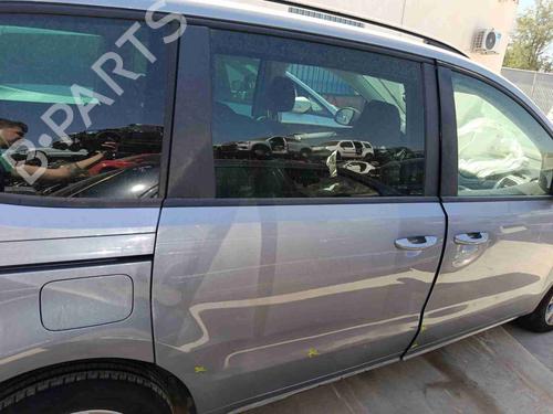 Used Right rear door Right rear door 38093117 38093117